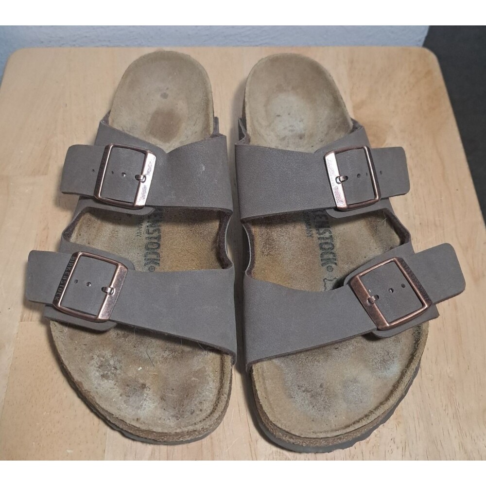 Birkenstock Arizona Sandals L10/M8 Mocha Brown Birko-Flor